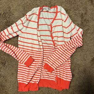 Forever 21 sweater size L
